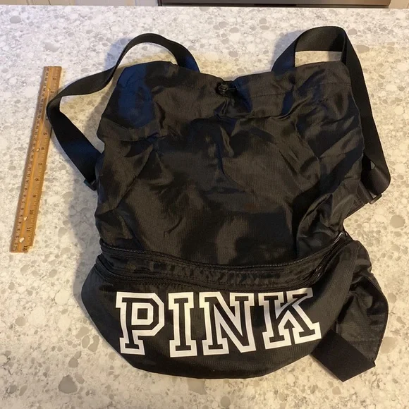 SALE NWOT large convertible PINK Victorias Secret belt bag-converts to back sack - Picture 7 of 16